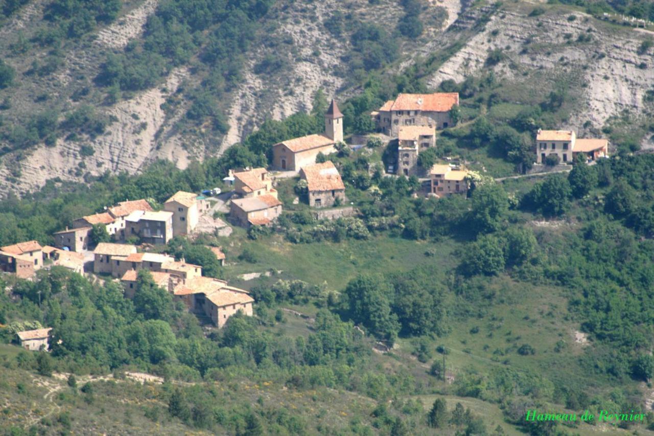 Villa Comme chez vous à Bayons Extérieur photo